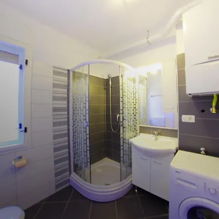 Meditteraneo Apartment *