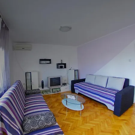 Meditteraneo Apartment *