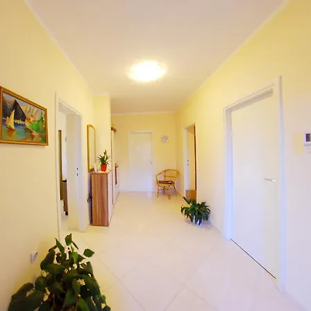 Meditteraneo Apartment *