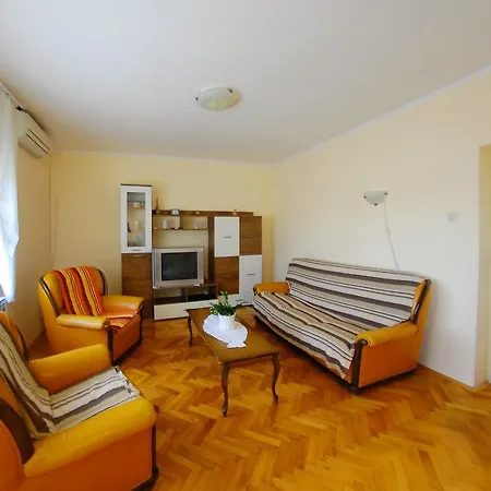 Meditteraneo Apartment *