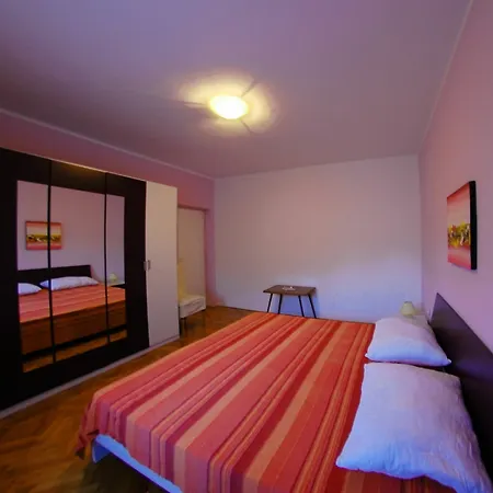 Apartment Meditteraneo Pula